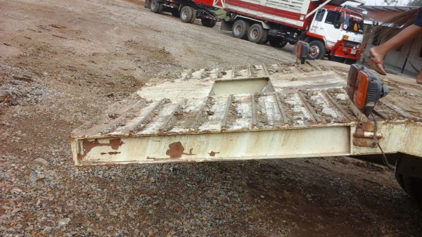 ขายด่วนรถเทนเลอร์ลากรถแบคโฮPC200HINOZMเคือง260แรง