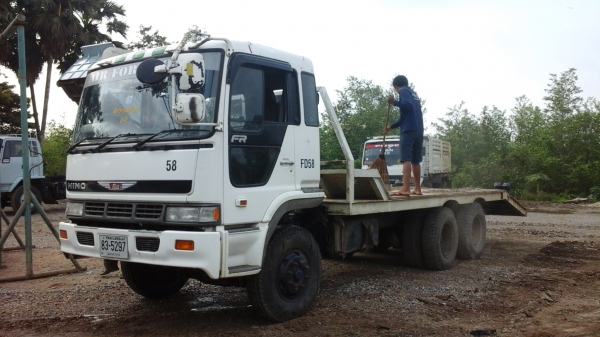 ขายด่วนรถเทนเลอร์ลากรถแบคโฮPC200HINOZMเคือง260แรง