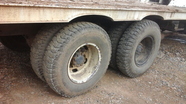 ขายด่วนรถเทนเลอร์ลากรถแบคโฮPC200HINOZMเคือง260แรง