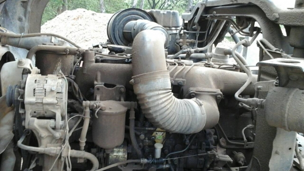 ขายด่วนรถเทนเลอร์ลากรถแบคโฮPC200HINOZMเคือง260แรง