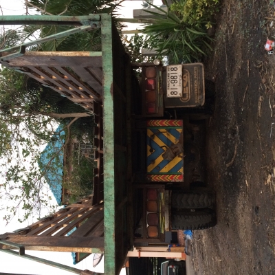 สิบล้อสองเพลาดั้ม