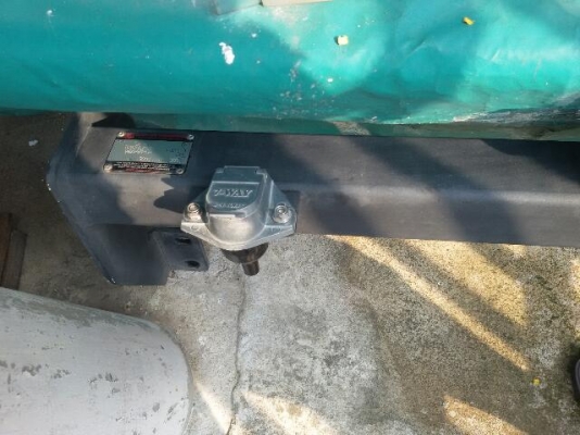 ชุดลากเรือยี่ห้อgiant ใส่วีโก้