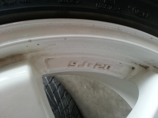 แม็กซ์เลนโซ่ขอบ 20 พร้อมยาง