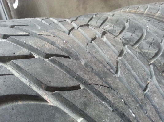 แม็กซ์เลนโซ่ขอบ 20 พร้อมยาง