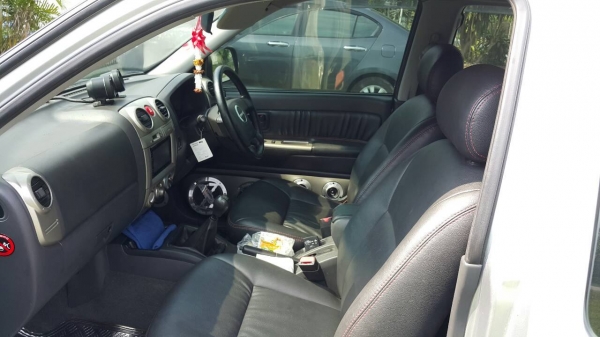 ขาย ดีแม็ก ปี2007 ตัวท็อป ไฟฟ้า แอร์แบ็ก เบาะหนังสีดำ 0854877468