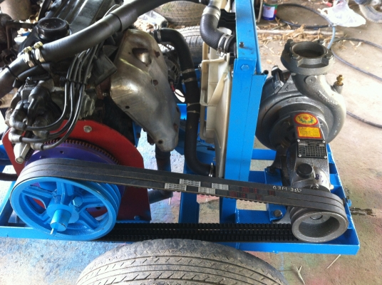 ขายเครื่องสูบน้ำใช้แก๊ส LPG 100\%ราคา 32000