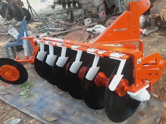 ขายผาน6x22ตราช้างเฮววี่สภาพเหมือนใหม่ใบใหม่เวดใหม่สำหรับรถ34-36-45-47แรง