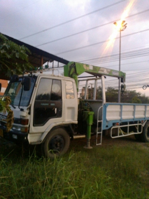 หกล้อติดเครนสามตันครึ่ง,Rocky 165 แรง พร้อมใช้