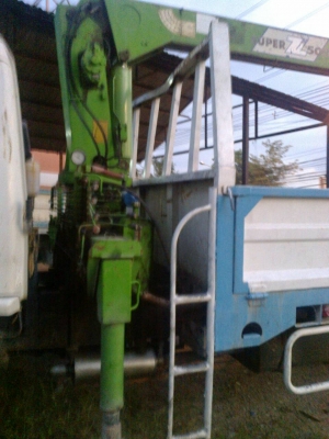 หกล้อติดเครนสามตันครึ่ง,Rocky 165 แรง พร้อมใช้ หกล้อติดเครนสามตันครึ่ง,Rocky 165 แรง พร้อมใช้