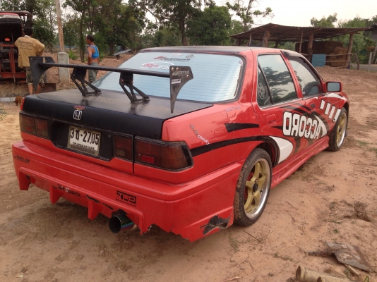 ขาย แอคคอร์ด เกียร์ธรรมดา รถพร้อมใช้ ติดแก๊ส LPG