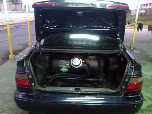 ขายรถบ้านซีดานใหญ่ๆCORONA ท้ายแยกปี95auto LPG