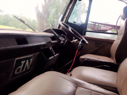 MITSUBISHI FUSO FN527 - 195 HP 6D16 MA 21493 สิบล้อ 2 เพลา 10 SPEED ขายหัวกับคัชซีนะครับ เครื่องยนต์แรงดีกำลังดีมากไม่เยิ้มพร้อมใช้งาน ภายในเก๋งคอนโซลครบพร้อม พวงมาลัยเพาเวอร์ ระบบเบรคทริ๊ปฟี้ ช่วงล่างใหญ่ 2 เพลาเดิมๆสาแหรกตรง คัชซีสวยเดิมไม่มีบวม ยางสภาพ