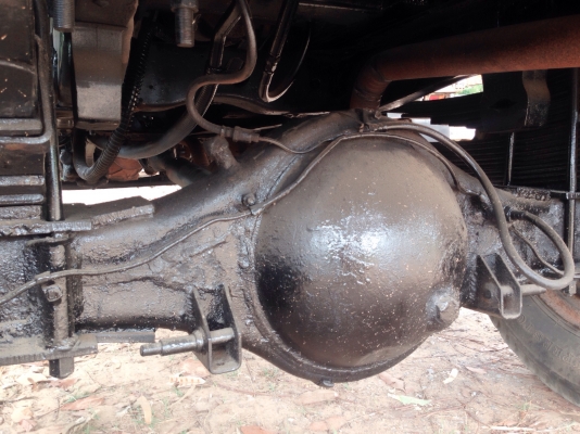 ISUZU NPR 115 HP 4BD1 หกล้อดั๊มพ์ กระบะดั๊มพ์เหล็ก 4 ตันความยาว 3.60 เมตรสภาพสวยพร้อมบรรทุกได้เลยครับ เครื่องแน่นแรงดีไม่มีเยิ้ม ภายในเก๋งคอนโซลสวยครบ พวงมาลัยธรรมดา ช่วงล่างใหญ่คานหน้า F เฟืองท้ายติด F ครบพร้อม คัชซีไม่มีแตกไม่มีบวม ยาง 8.25 ขอบ 16 สภาพด