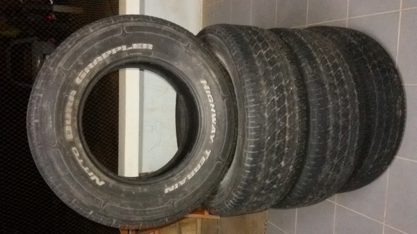 ขายยาง NITTO Dura Grappler made in Japan 275 / 65 R 17