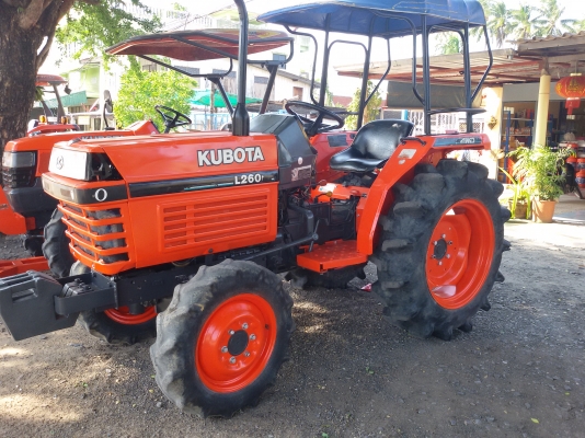 ปัญญาแทรคเตอร์..จัดมาให้ครับ ด่วน!!!คูโบต้าL2605 ตัวเปล่า เล่มทะเบียนพร้อม สภาพเดิมๆ