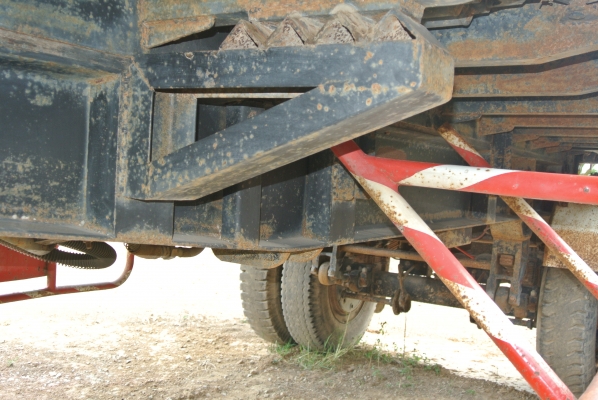 หางพวงดั้มกระบะอลูมิเนียมสองเพลาคะ