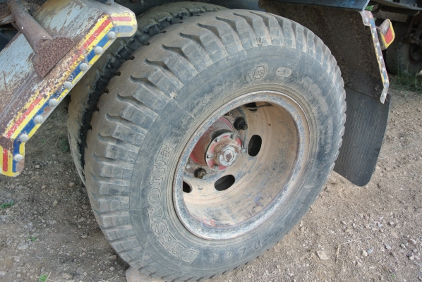 หางพวงดั้มกระบะอลูมิเนียมสองเพลาคะ