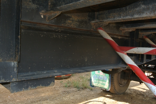 หางพวงดั้มกระบะอลูมิเนียมสองเพลาคะ