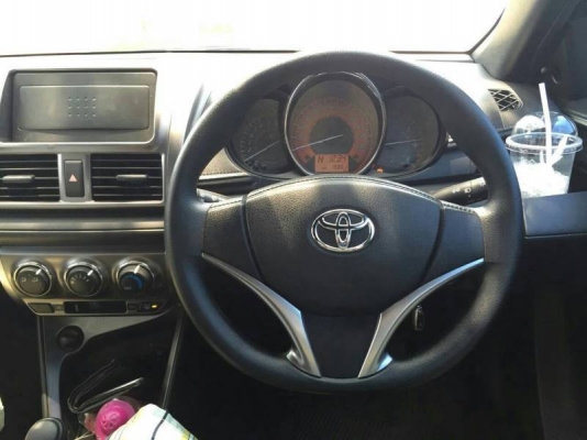 Toyota New Yaris ปี14   Auto