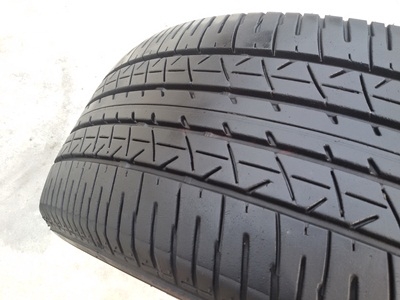 ขายยาง215/55/17 ปี 0513 BRIDGESTONE ER33  4เส้น
