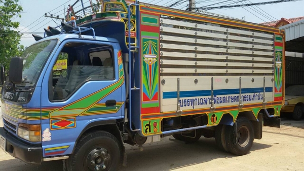 ขาย6 ล้อ NPR7 ดั้ม สวยๆ  กระบะมิเนียม เครื่อง130 แรงม้า