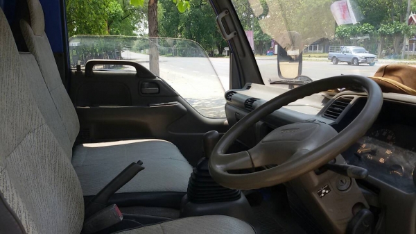 ขาย6 ล้อ NPR7 ดั้ม สวยๆ กระบะมิเนียม เครื่อง130 แรงม้า ขาย6 ล้อ NPR7 ดั้ม สวยๆ กระบะมิเนียม เครื่อง130 แรงม้า