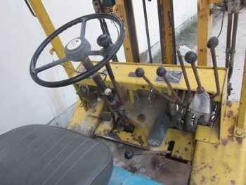 ขาย - รถยก โฟล์ทลิฟท์ TCM: FD 20Z5  แบบงาสไลด์ ขนาด 2 ตัน เสาสููง 3.5 เมตร