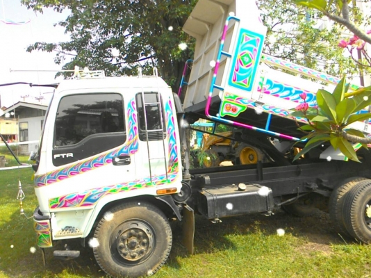 ISUZU DECA อีซูซุ เด้ก้า 195HP รถห้างแท้ แอร์ วิทยุซีดี พ.เพาวเวอร์ ยาง 9.00xR20 กระบะอลูมิเนียม***สนใจ 086-6267406