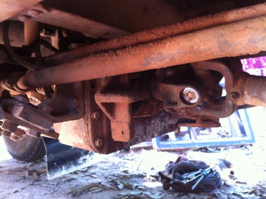 ขายเครื่องมิตรซูแคนเตอร์ พร้อมเกียร์