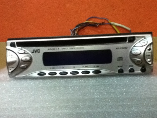 ขายวิทยุ pioneer KD-S5055 เล่น CD,FM ใช้ได้ปกติขายถูกๆ 600.-