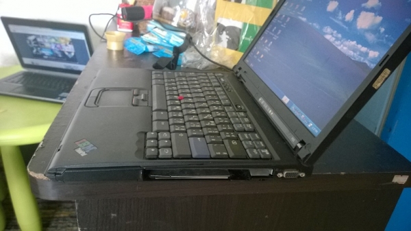 ขายโน๊ตบุค IBM ThinkPad R32