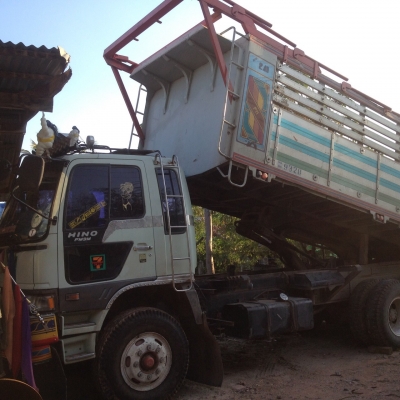 ขาย3m รถบ้านแม่ลูกดั้มลูก3คานยัด