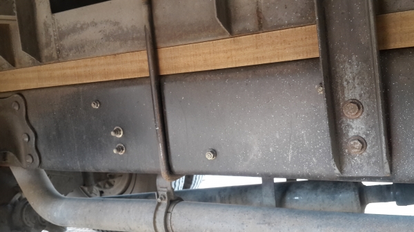 FC4Jปี 45 ยาว 5.5 เมตร ประตู 10 บาน ขาย... 690000 FC4Jปี 45 ยาว 5.5 เมตร ประตู 10 บาน ขาย... 690000