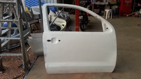 ประตูหน้าขวา วีโก้ แค๊บ ตัวแรก  ของแท้มือสอง