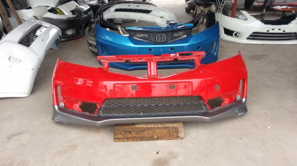 กันชนหน้า Jazz SV ของแท้มือสอง