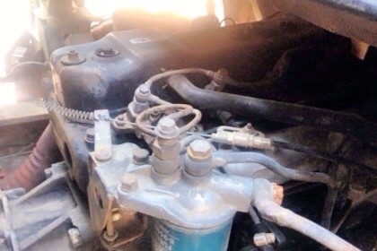 ISUZU NPR 100 HP 4BC2 รถบรรทุกหกล้อ กระบะคอกเหล็กความยาว 4.30 เมตรสภาพดีพร้อมบรรทุกหนักได้เลยครับ เครื่องยนต์แรงดีไม่มีเยิ้มครับ หัวเก๋งสวยไม่มีผุภายในเก๋งคอนโซลสวยครบ พวงมาลัยเพาเวอร์ ช่วงล่างแน่นดีคัชซีสวยไม่แตกไม่บวมเลยครับ ยาง 7.50 ขอบ 16 สภาพดีประมาณ