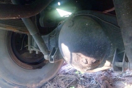 ISUZU NPR 100 HP 4BC2 รถบรรทุกหกล้อ กระบะคอกเหล็กความยาว 4.30 เมตรสภาพดีพร้อมบรรทุกหนักได้เลยครับ เครื่องยนต์แรงดีไม่มีเยิ้มครับ หัวเก๋งสวยไม่มีผุภายในเก๋งคอนโซลสวยครบ พวงมาลัยเพาเวอร์ ช่วงล่างแน่นดีคัชซีสวยไม่แตกไม่บวมเลยครับ ยาง 7.50 ขอบ 16 สภาพดีประมาณ