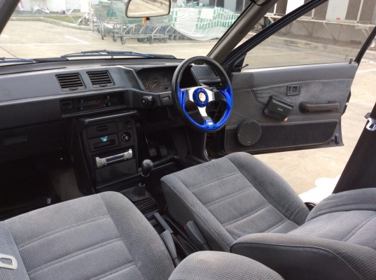 ขายรถมิตซู แชมป์ ปี92 เครื่อง 1.5 เกียร์ธรรมดา ติดแก๊สLPG (ใช้ได้2ระบบ) ภายในเบาะกำมะหยี่เดิมสวยมากสะอาด แผงประตูสวยสะอาด กระจกไฟฟ้าคู่หน้า แอร์เย็น คอมแอร์ใหม่ ตัวถังเดิมๆตะเข็บเดิมทั้งคันไม่มีชน ห้องเครื่องเดิมสวย สีบางมีริ้วรอย แม็ก15" รถขับดีเลยค ขายรถมิตซู แชมป์ ปี92 เครื่อง 1.5 เกียร์ธรรมดา ติดแก๊สLPG (ใช้ได้2ระบบ) ภายในเบาะกำมะหยี่เดิมสวยมากสะอาด แผงประตูสวยสะอาด กระจกไฟฟ้าคู่หน้า แอร์เย็น คอมแอร์ใหม่ ตัวถังเดิมๆตะเข็บเดิมทั้งคันไม่มีชน ห้องเครื่องเดิมสวย สีบางมีริ้วรอย แม็ก15" รถขับดีเลยค