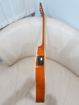 กีต้าร์โปร่งไฟฟ้าตัวบาง Century 026 ของใหม่ สีไม้ หน้าเงา เสียงดี EQ มีจูนเนอร์ในตัว