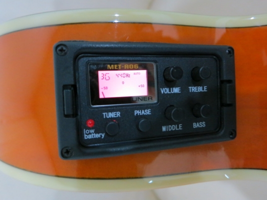 กีต้าร์โปร่งไฟฟ้าตัวบาง Century 026 ของใหม่ สีไม้ หน้าเงา เสียงดี EQ มีจูนเนอร์ในตัว