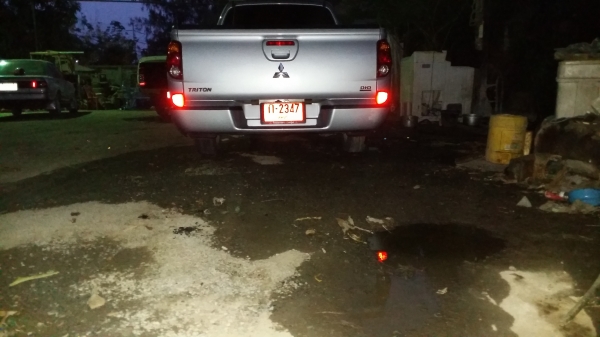 ขายรถไทรทันป้ายแดงครับ ขายดาวครับ รถเดิมๆครับ ใช้น้อย อยู่ในประกันครับ