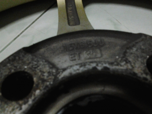 แม็ก 15   4 รู 100 พร้อมยาง