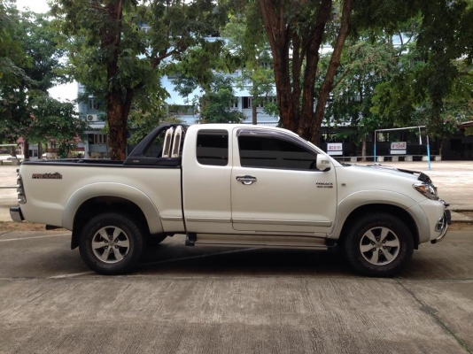 ขายรถ TOYOTA VIGO CAB PRERUNNER Exclusive สีขาว 3.0 MT ปี2007 รถบ้านเจ้าของขายเองครับ ขายรถ TOYOTA VIGO CAB PRERUNNER Exclusive สีขาว 3.0 MT ปี2007 รถบ้านเจ้าของขายเองครับ