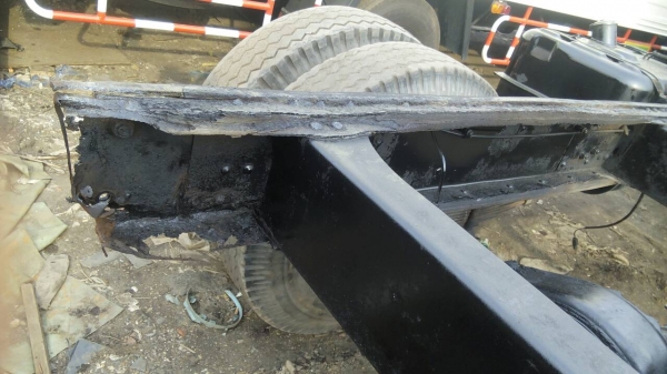 ขายรถ6ล้อเครื่อง160แรง ช่วงยาว4.1เมตร ถูกๆตามสภาพ