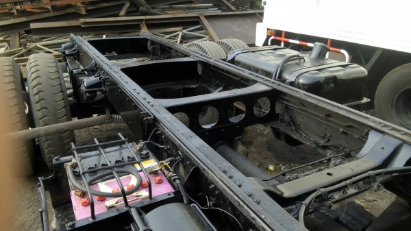 ขายรถ6ล้อเครื่อง160แรง ช่วงยาว4.1เมตร ถูกๆตามสภาพ