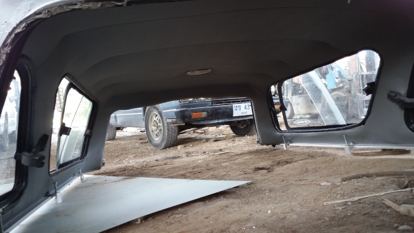 ขายหลังคาไทรทันครับสภาพเหมือนใหม่ครับ