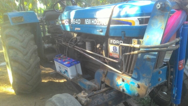 ขายรถไถ ฟอร์ด 6600 เครื่อง T5 ขายรถไถ ฟอร์ด 6600 เครื่อง T5