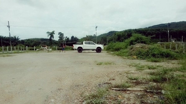 รถคานแข็งLN106 รถคานแข็งLN106