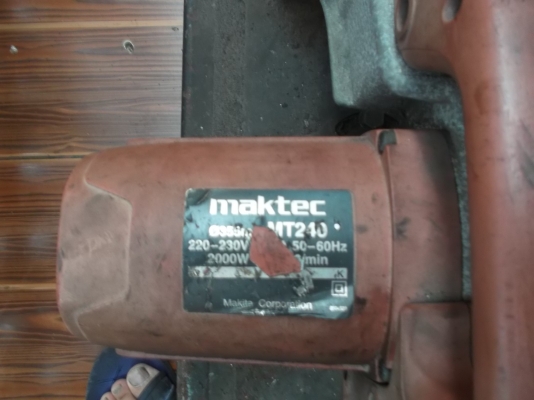 แท่นตัดไฟเบอร์ maktec 2000 ใช้งานได้ปกติ แท่นตัดไฟเบอร์ maktec 2000 ใช้งานได้ปกติ
