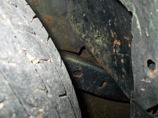 ขายรถกระบะ IZUSU KB 2000 CC สภาพดี 5 เกียร์ เล่ม+ชุดโอน